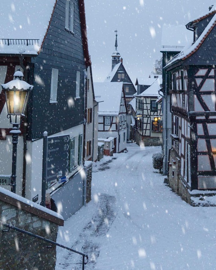 #living_europe: Wonderful Cityscapes by Quan Engine