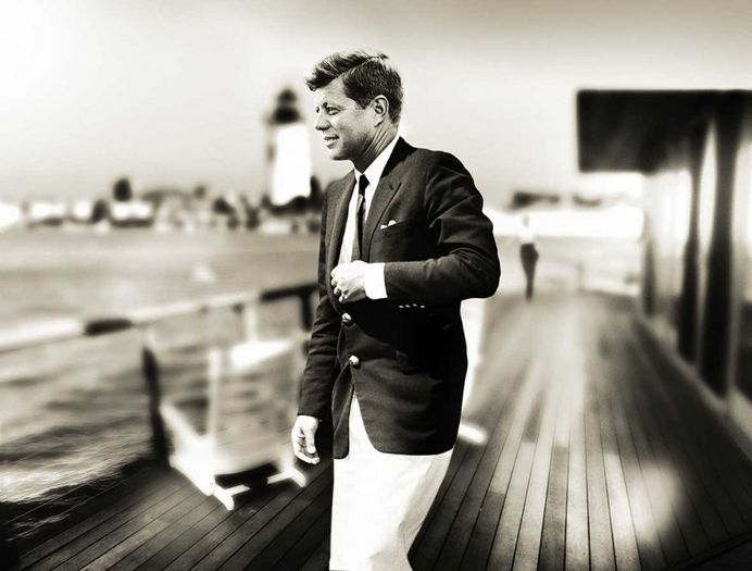 Spectacular Black and White Photomontages by Axel Crieger