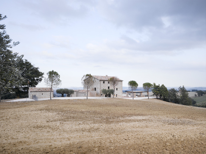 Casa Olivi Treia Italy Wespi de Meuron enironement architecture swimming pool italy house interior design inspiration by www.mindsparklemag.