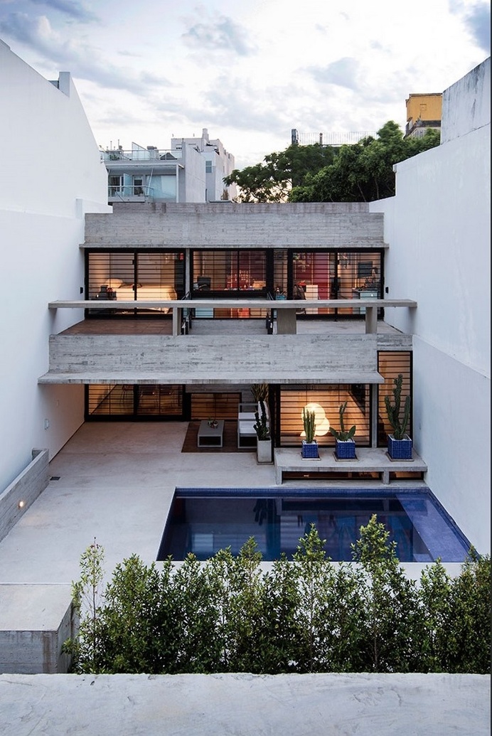 Two Houses Conesa in Buenos Aires / Besonias Almeida