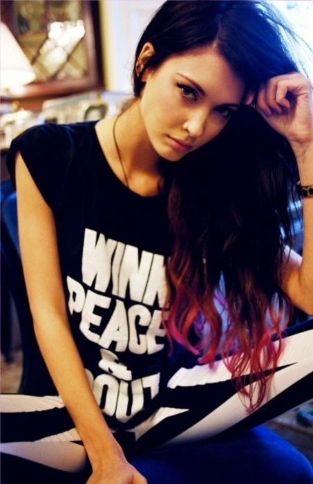 tumblr_lxlspmwvZ81qb2wvoo1_500.jpg (453×700) #beauty #peace #punk