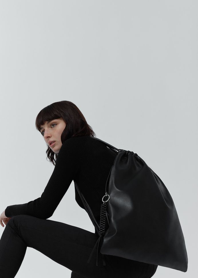 La Débraillée Collection – Minimalissimo #minimal #minimalism #fashion #bag #leather #womenswear