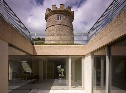 The Round Tower by De Matos Ryan Architects
