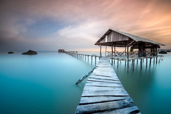 Tranquility at Sea: Minimalist Seascape Photography by Frank Zschieschang