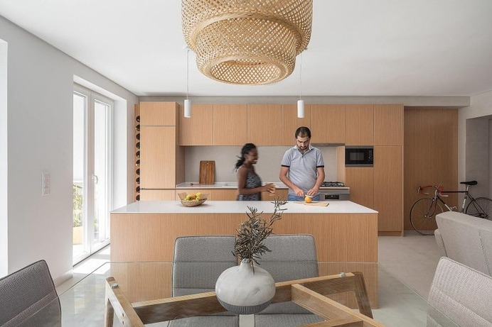 Pontinha Apartment / Paulo Moreira Architectures