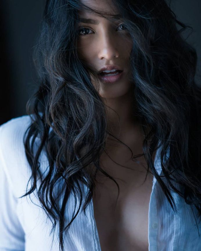 Gorgeous and Emotional Female Portraits by Kevin Mathison
