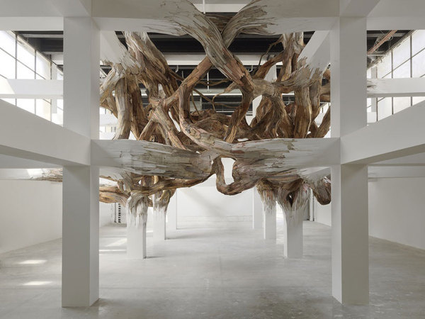 henrique oliveira: baitogogo at palais de tokyo, paris #wood #sculpture