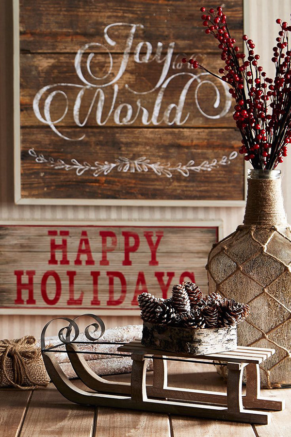 Have a pine cone Christmas. Gather pinecones and design them as you like for your personalized Christmas decor. Prop up a wooden sleigh and
