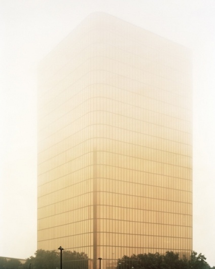 Capricornio #fog #photography #building