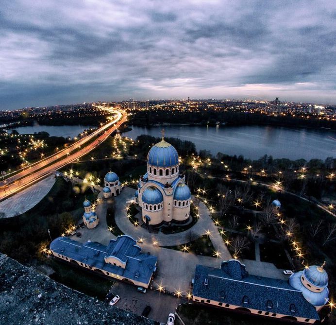 Creative Rooftop and Cityscape Photography by Misha Tumanov