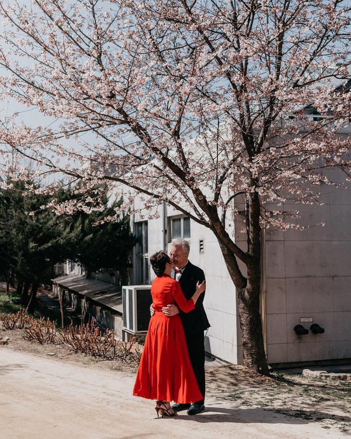 Majestic Street Photography in Seoul by Hojae Jung