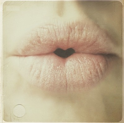 tumblr_l1p7so8fjG1qznthto1_400.png (PNG Image, 400x399 pixels) #heart #lips #kiss