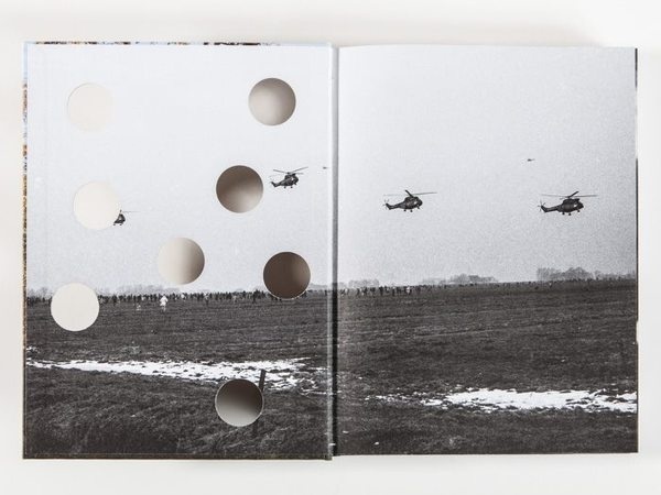Dark side of typography: Photo #layout