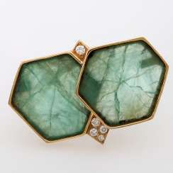 GÜNTER KRAUSS brooch m. 2 emerald deposits