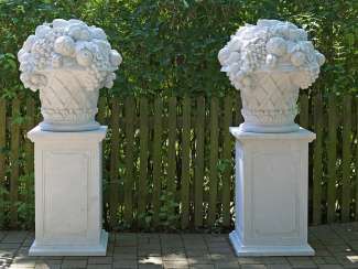 Pair of large fruit baskets