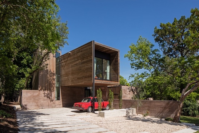South Fourth Street House by Bercy Chen Studio