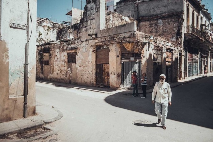 Cinematic Cuba: Stunning Street Photography by Stijn Hoekstra