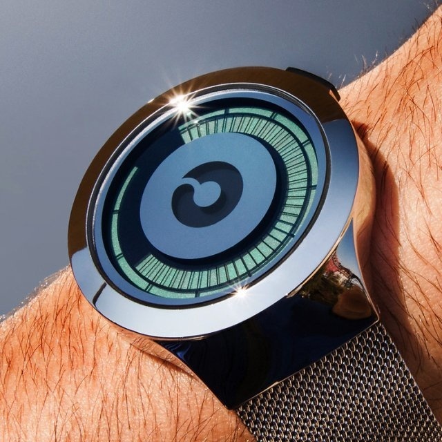 Silver Saturn Watch by Ziiiro #tech #flow #gadget #gift #ideas #cool