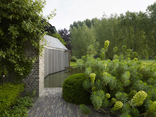 The Cool Hunter Wooden House Extension #houses #wood #architecture #facades
