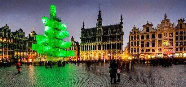 13 Christmas art a abstract evergreen tree in Brussels Belgium #christmas #trees #art #tree
