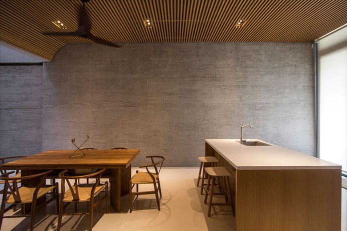 A Simple Terrace House by Pencil Office