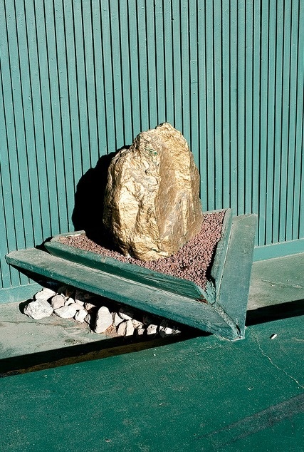 Screen shot 2012 06 17 at 3.38.48 PM #rock #sculpture #gold