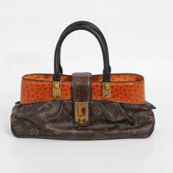 LOUIS VUITTON elegant handbag