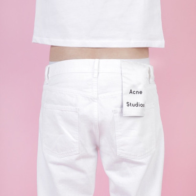 ACNE