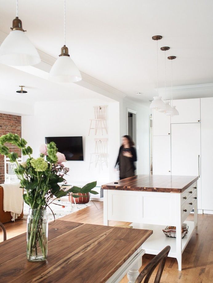 1908 Flat Mixes Contemporary Design with Victorian Details 2