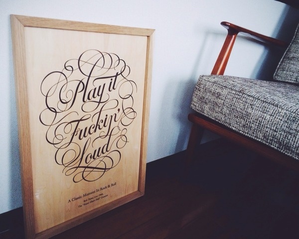 Play it fuckin' loud. #typography #graphic #interior #typo #interiors #poster