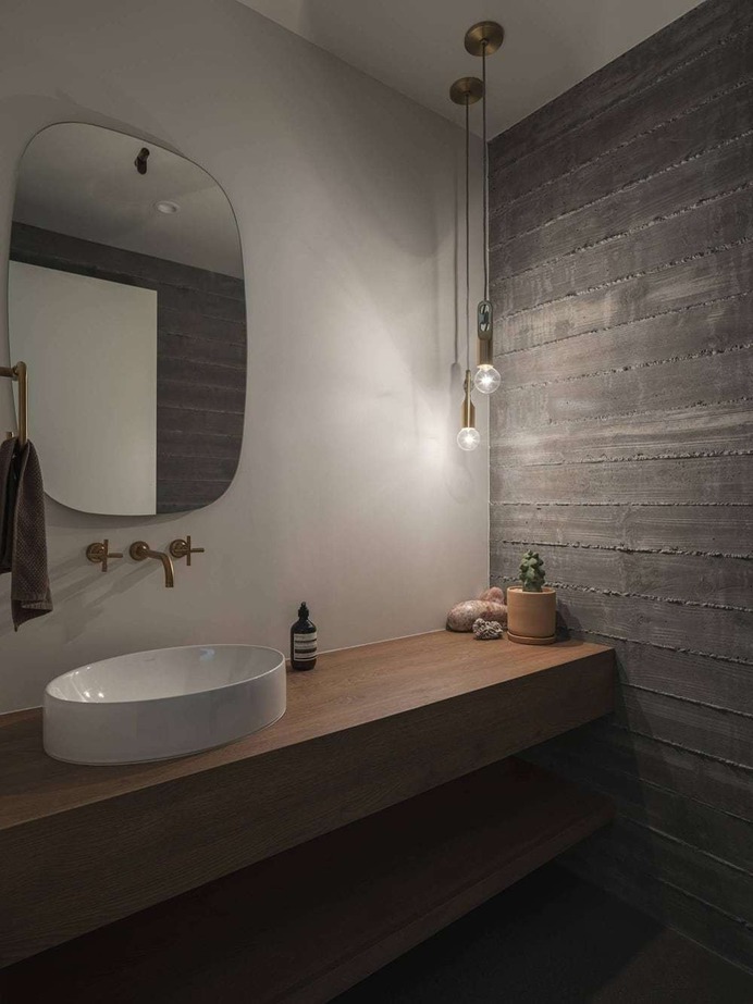 bathroom, The Ranch Mine