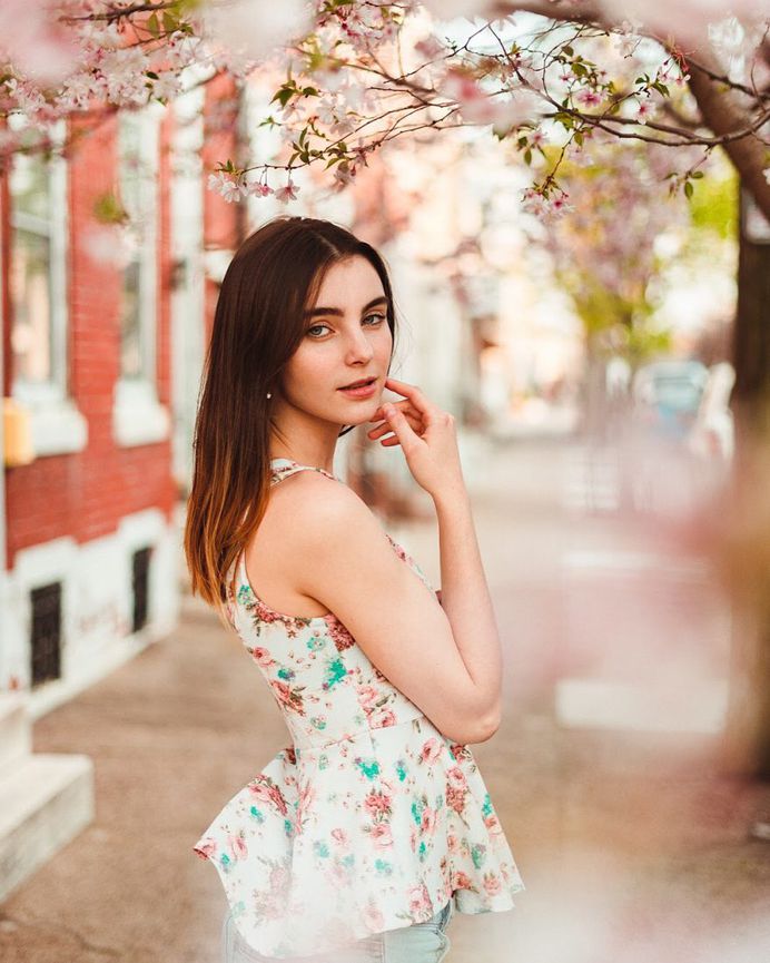 Gorgeous Lifestyle Portrait Photography by Chelsea Mealo