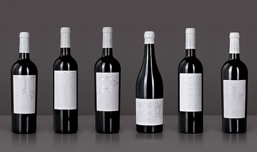 The MESA ProjectÂ - Wine Packaging Blog - The Dieline Wine #project #silver #black #label #wine #mesa #stamping #foil