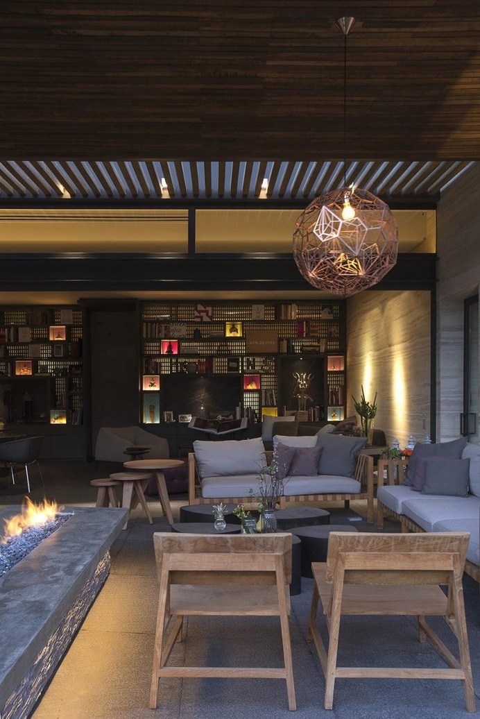 Lomas Country House by Vieyra Arquitectos / Mexico