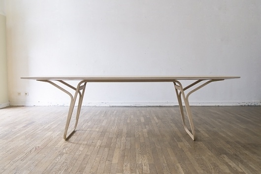vita / r75 : FLORIAN SAUL #interior #lines #design #tabel #wood #architecture #fluid