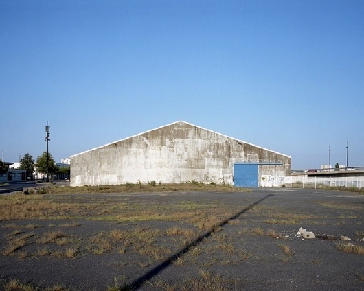 Benoit Chailleux on street symmetry - Enlrgr #photography #benoit chailleux