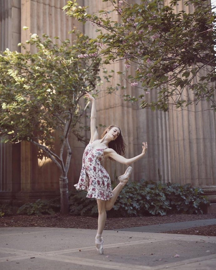 Zachariah Epperson Captures The Magical World of Ballet and Dancers