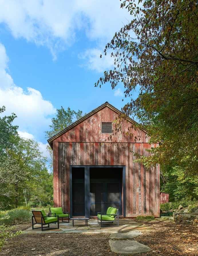 Red Barn at Hazel River Cabin / Bonstra Haresign Architects