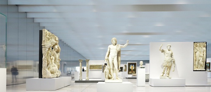 Louvre_Lens_IMG_2663_Teaser_3_01.jpg (1000×440)