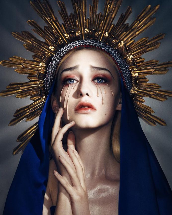 Cinematic, Painterly and Fabulous Fine Art Portraits by Chris Knight