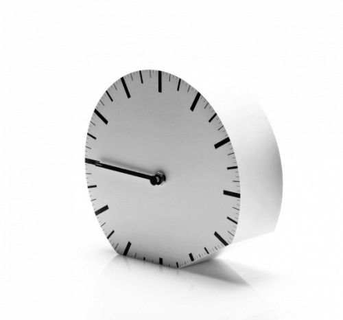 Ora Illegale by Denis Guidone #clock #minimal