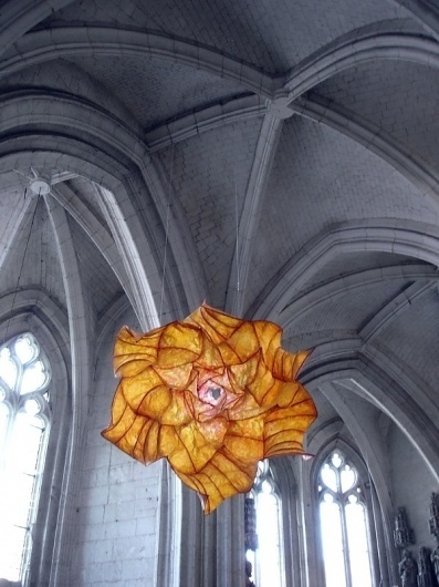 Ethereal Paper Sculptures Float Inside a Church - My Modern Metropolis #art #sculpture