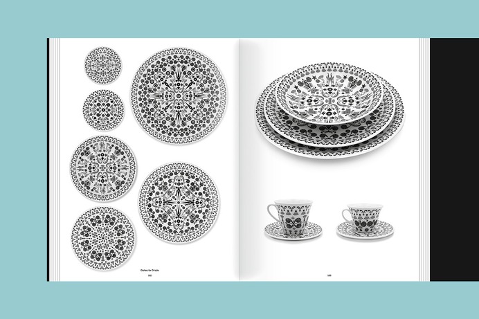 Lorenzo Petrantoni, graphic artist, illustrator, designer, and artist from Milan, Italy, known for his reinterpretations of historical figures from the 19th and 20th century, presents his particular personal aesthetic in Timewarp. His works are created by using 19th-century engravings from old books he finds in bookshops, libraries, markets and fairs around the world. Using hand-made collages, Petrantoni combines and assembles these engravings to create unique and striking images.

His compositions have become iconic, used by renowned brands like Coca Cola, Nespresso, New York Times, Newsweek, Samsonite, Vogue, Vanity Fair, and many more, as well as museums, publishers, and galleries worldwide. Thanks to his extraordinary creativity and technical mastery, Petrantoni gives vintage images new life and meaning, transforming them into works of contemporary art.

Timewarp presents these works from recent years and is a fascinating journey through time, where the past merges with the present through the creative genius of Lorenzo Petrantoni.

Publisher: Slanted Publishers
Design & Concept: Lorenzo Petrantoni
Translation: Jennifer Coe
Release: September 2024
Format: 21.6 × 29.3 cm
Volume: 192 pages
Language: English 
Printing: full-color offset printing with silver spot color, Stober Medien, Germany
Workmanship: 6-page cover, no binding, black rubber band, silver hot-foil embossing
ISBN: 978-3-948440-74-9
Price: €35.– (DE)

Buy: slanted.de/product/timewarp