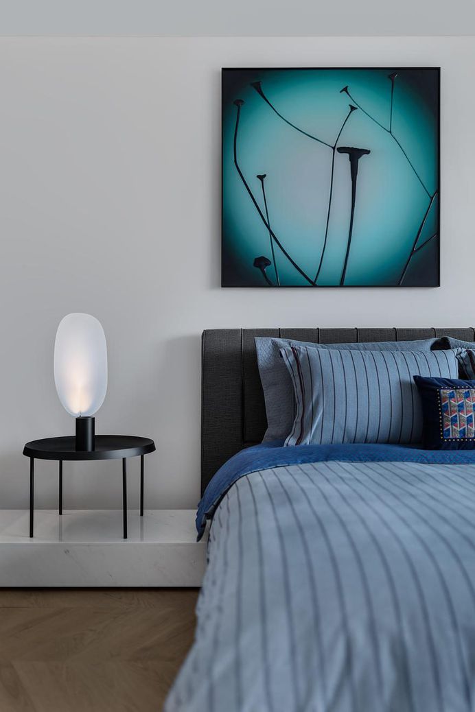 Minimalist Residence with New Soul: Less is More 12