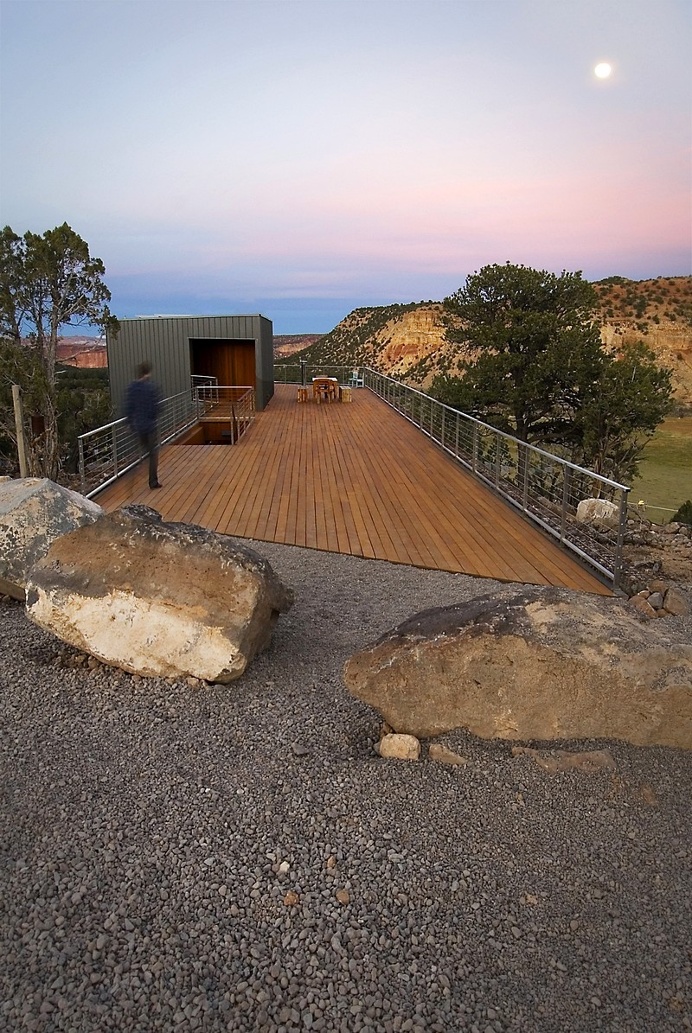 Buddhist Retreat – a Desert Sanctuary for Tibetan Buddhist Practice
