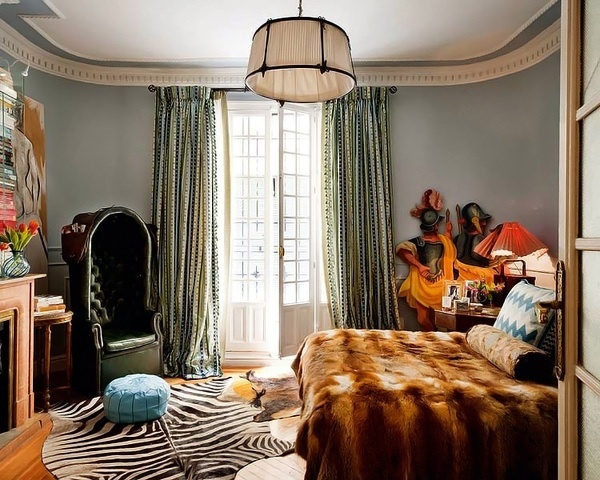 Art Apartment in Madrid | Miss Design #interior #spain #interiorideas #design #bedroom #armchair