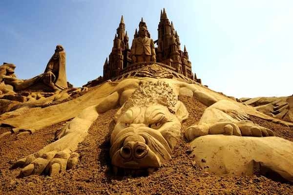 Remarkable Sand Sculptures in Blankenberge #sculpture #sand #art
