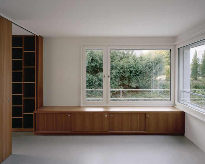 Haus in Winterthur by Cyrill Dettline Architekturstudio