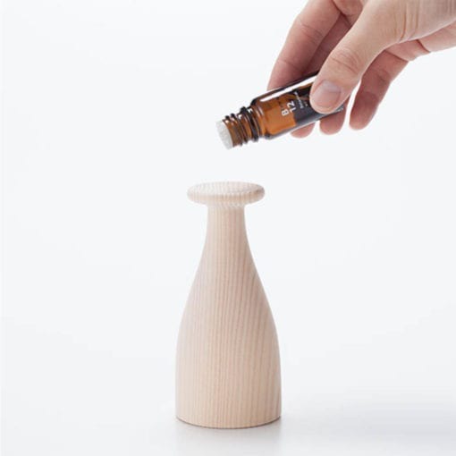 Hinoki Aroma Diffuser This diffuser is made of Japanese hinoki wood (cypress), which is known for it's great scent. When combined with a few drops of your favourite essential oil, your home will instantly smell lovely.