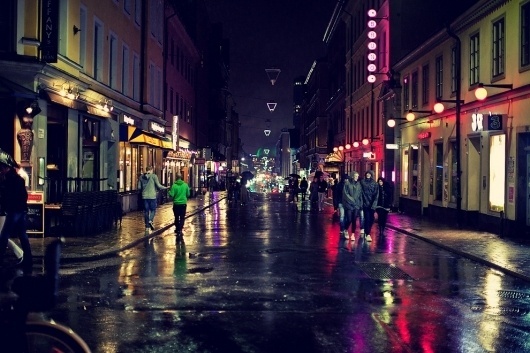 Jakob Nylund / July / 2010 / #sweden #night #gtgatan #photography #stockholm